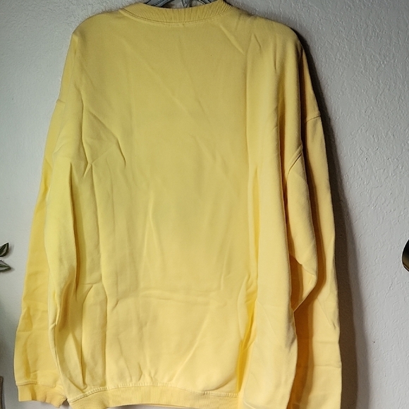 Disney Store Vintage 90's Embroidered Yellow Graphic Sweatshirt Size L - Picture 2 of 10